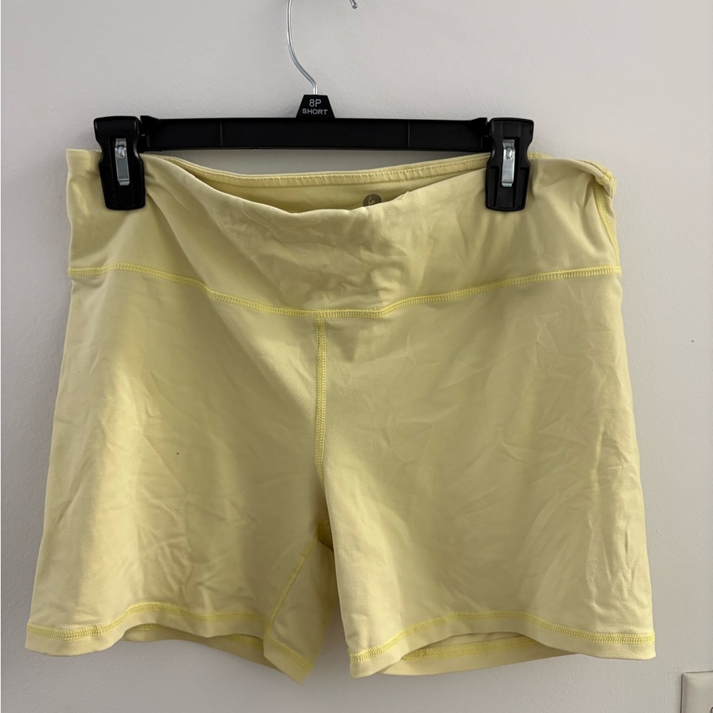 90 Degree By Reflex Light Yellow Bike Shorts